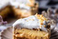 Banoffee Cream Pie with Dulce de Leche and Bananas