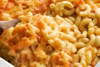 Creamy Baked Mac and Cheese Recipe