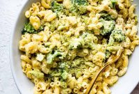 Creamy Vegan Mac and Cheese Recipe
