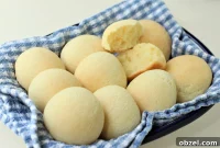 Pan de Yuca Warm Colombian Cheese Bread Rolls