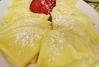How to Make French Crepes with Sweet and Savory Fillings