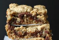 Gluten Free Peanut Butter Oat Fudge Bars