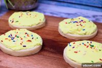 Soft Frosted Sugar Cookies Recipe
