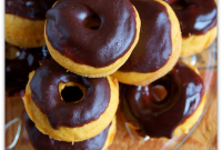 Baked Mini Pumpkin Donuts Recipe with Cinnamon Glaze
