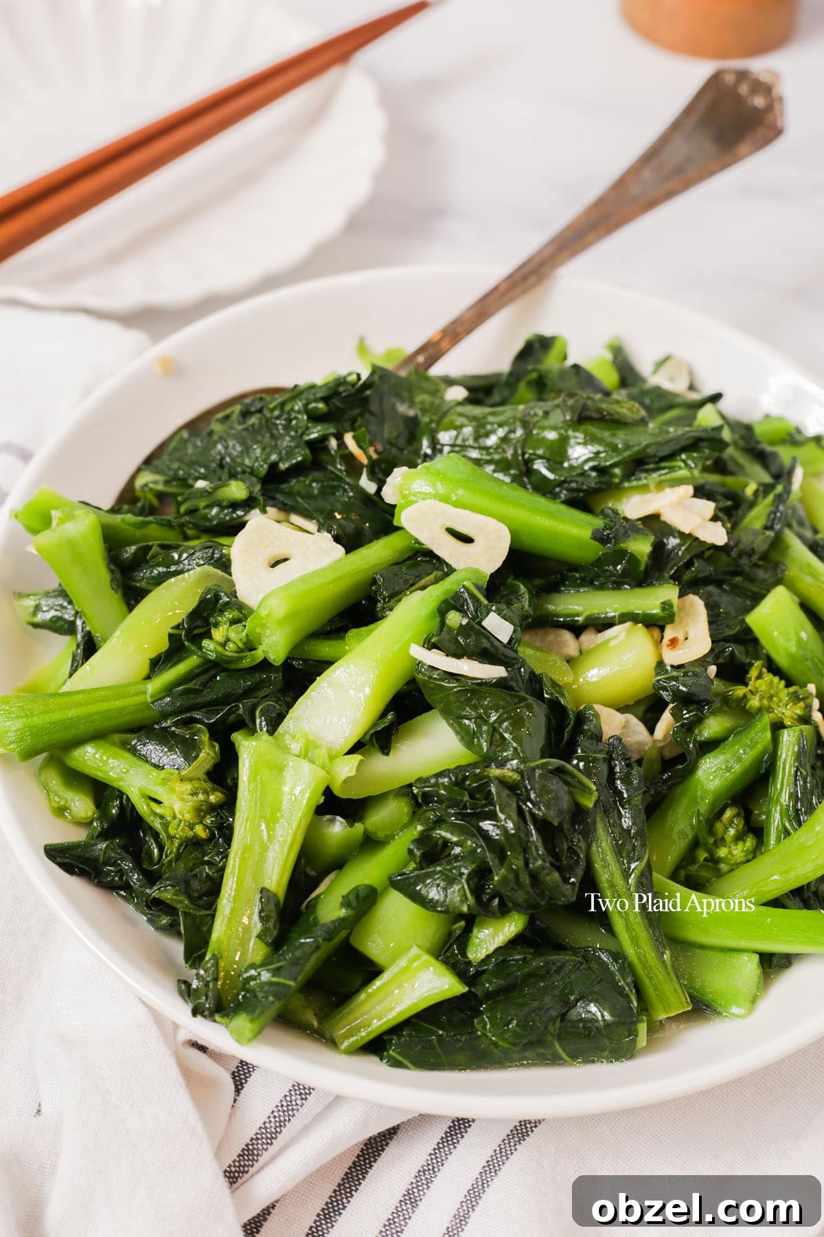 Chinese Broccoli Stir Fry with Garlic Sauce 15 img 11486 14