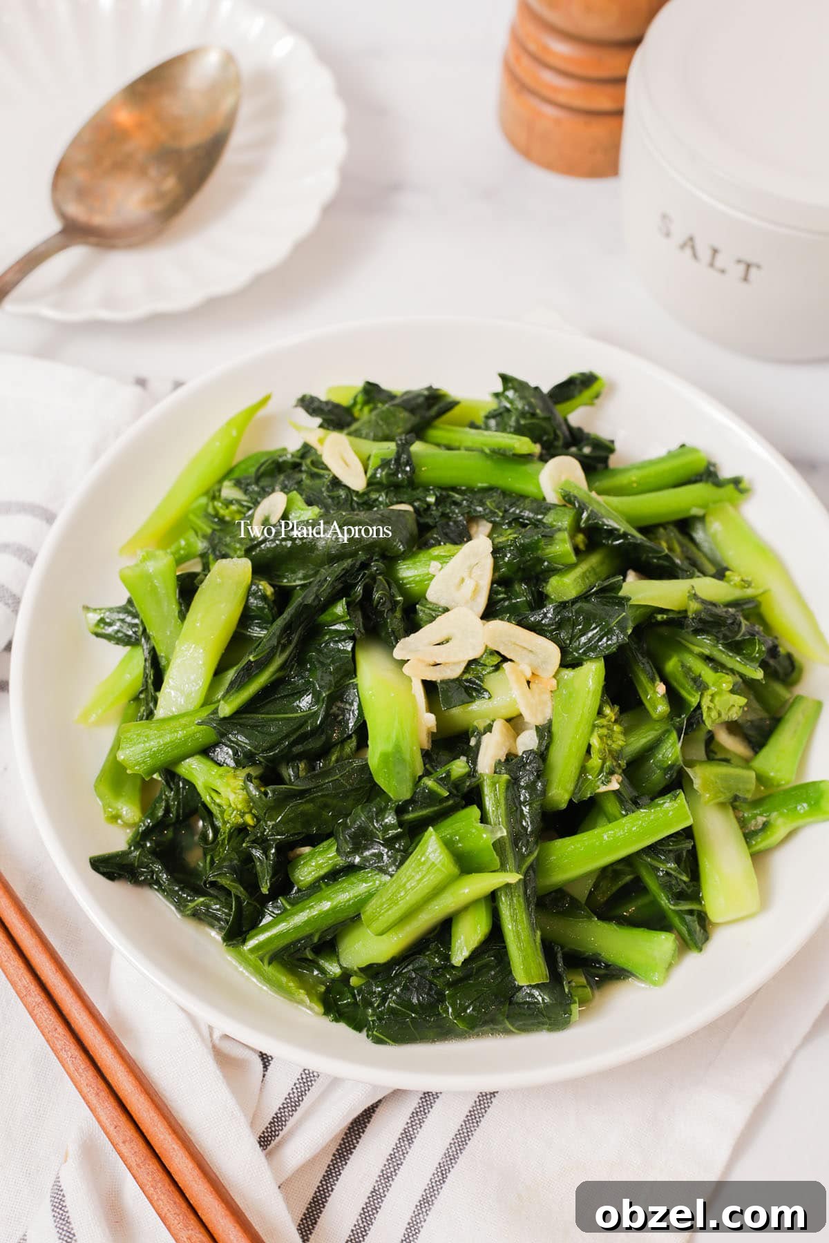 Chinese Broccoli Stir Fry with Garlic Sauce 17 img 11486 16