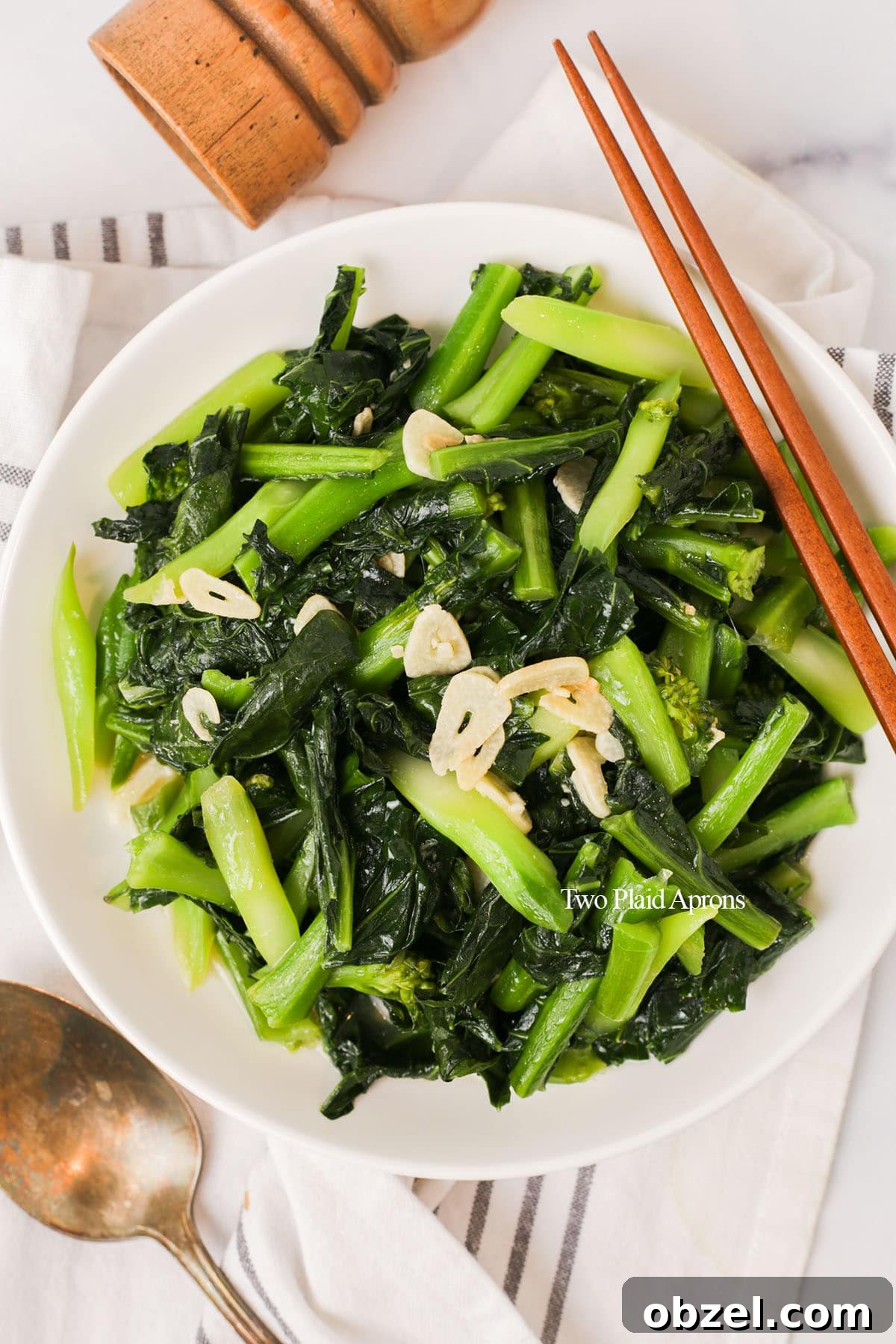 Chinese Broccoli Stir Fry with Garlic Sauce 3 img 11486 2