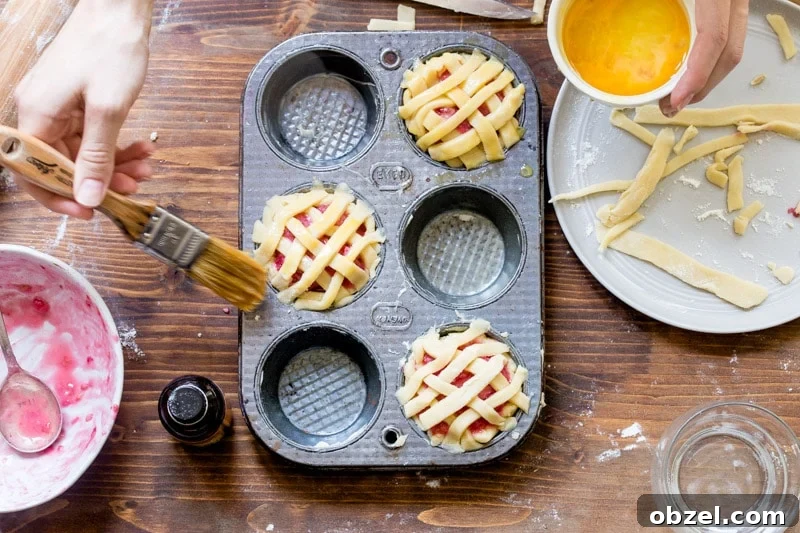 fresh-raspberry-pie Small pies made in muffin pan- easy pie recipe