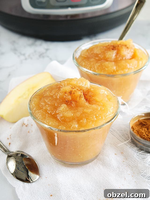 glass bowls of instant pot applesauce