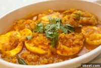 Authentic Spicy Egg Curry with Tangy Tomato Gravy