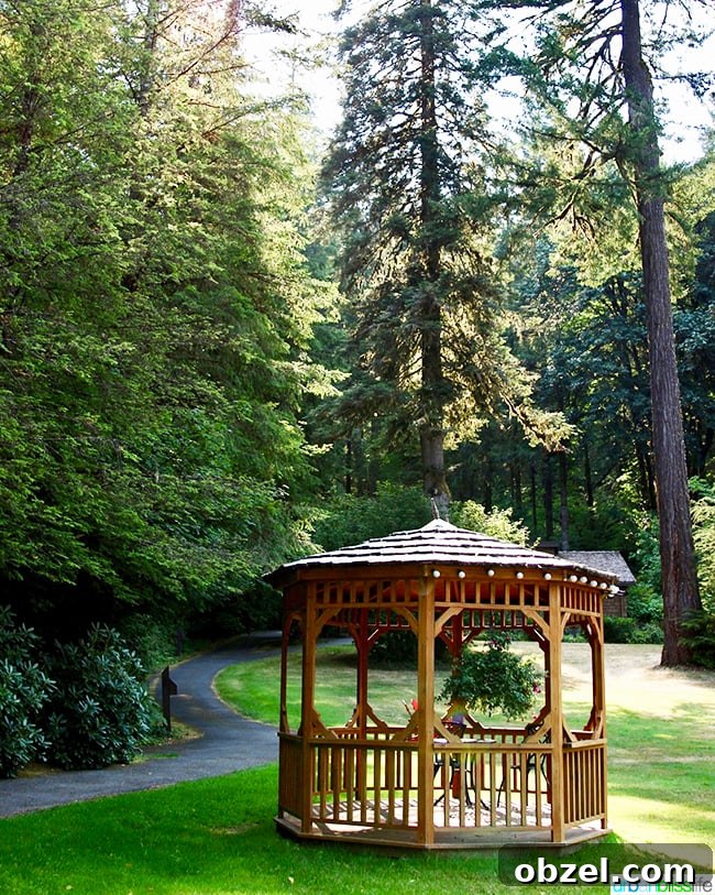 Silver Falls Lodge Cabin Camping in Oregon 16 Silver Falls Lodge gazebo