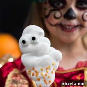 These super cute meringue ghosts are the perfect Halloween treat for your little monsters
