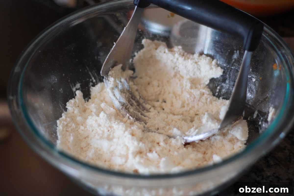 Easy Paleo Drop Biscuits (AIP) - these egg-free, nut-free biscuits are not only delicious, but SO easy to make! Perfect with soup, salad, or just by themselves! | fedandfulfilled.com