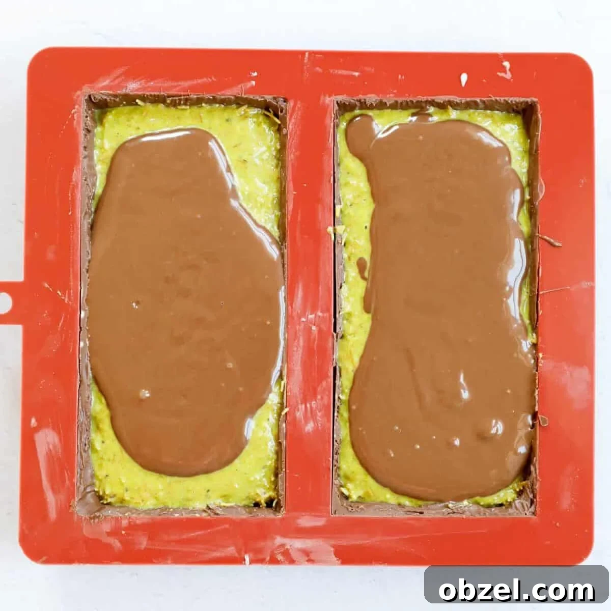 Dubai Chocolate Bar Recipe with Pistachio Knafeh Filling 10 Process shot showing how to make dubai chocolate bars.