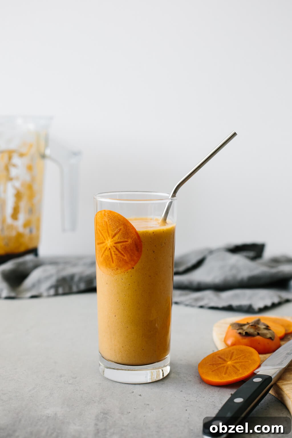 This persimmon smoothie is the perfect smoothie for fall. Made with persimmons, banana, ginger, cinnamon and cloves, it's slightly spiced and deliciously sweet. 