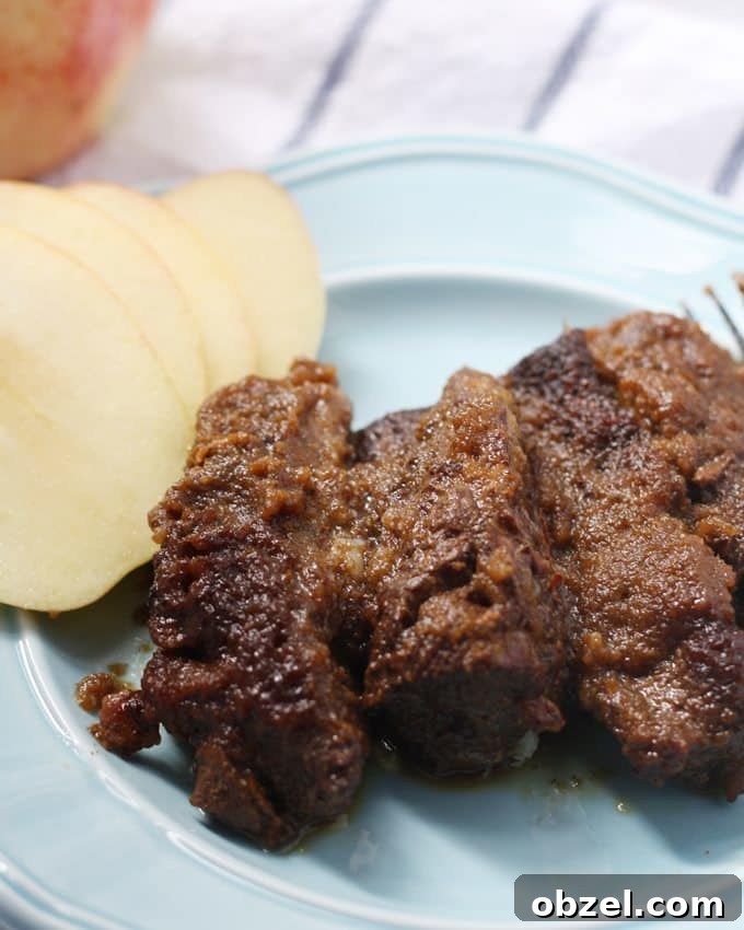 Slow Cooker Boneless Short Ribs with Apple Glaze 2 Slow Cooker Boneless Apple Short Ribs - slow cookers, short ribs and apples are a great combination for fall!